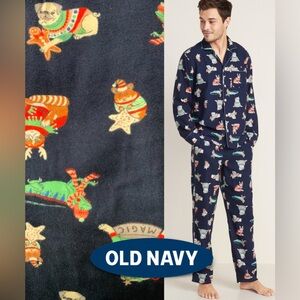 Old Navy Men’s Critter Christmas Flannel Pajama Set L